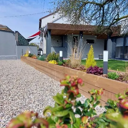 Maison d'hôtes Au Pommier Fleuri Et Son Indépendant