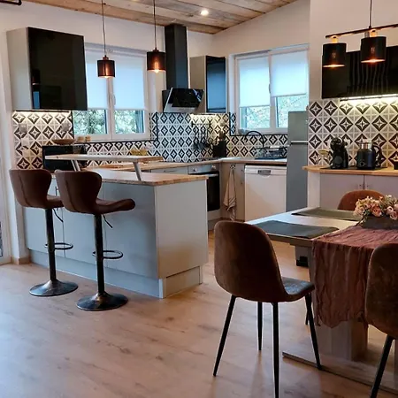 Πανσιόν Au Pommier Fleuri Et Son 