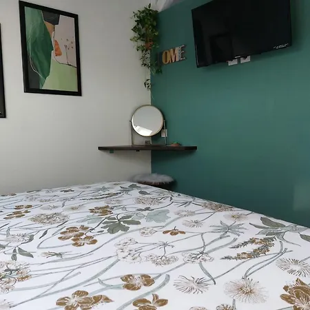 Au Pommier Fleuri Et Son Indépendant Maison d'hôtes 4*