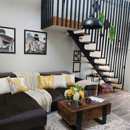 Maison d'hôtes Au Pommier Fleuri Et Son Indépendant 4*